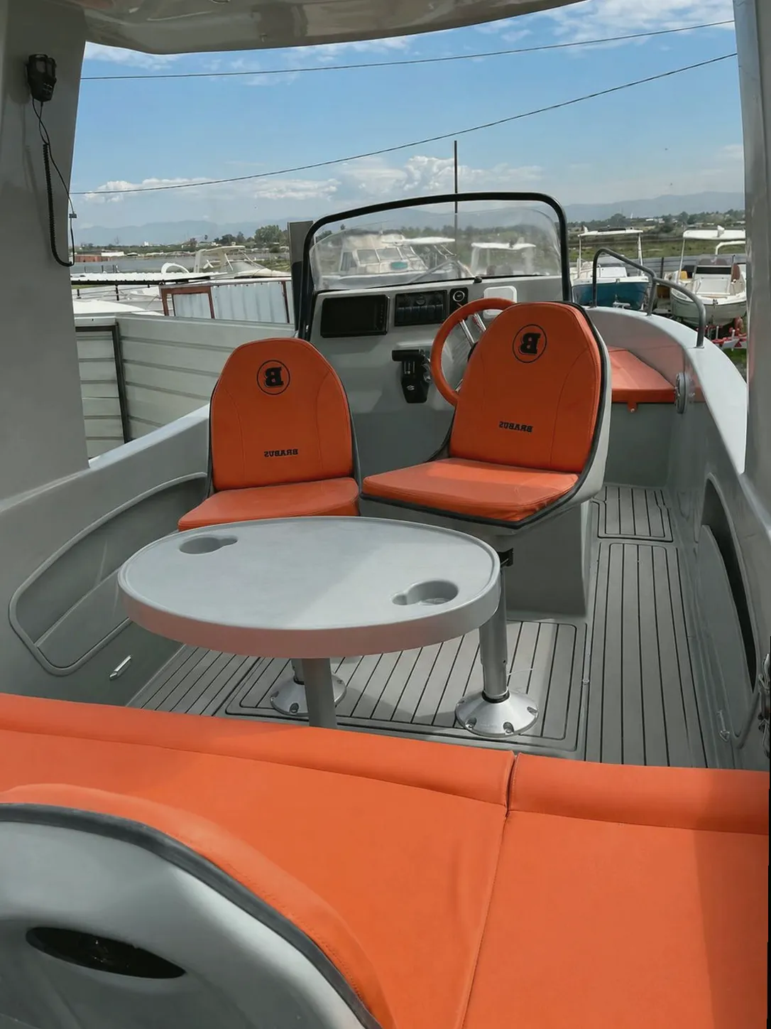 Barco disponible para alquiler en Cabo Roig, Comunidad Valenciana